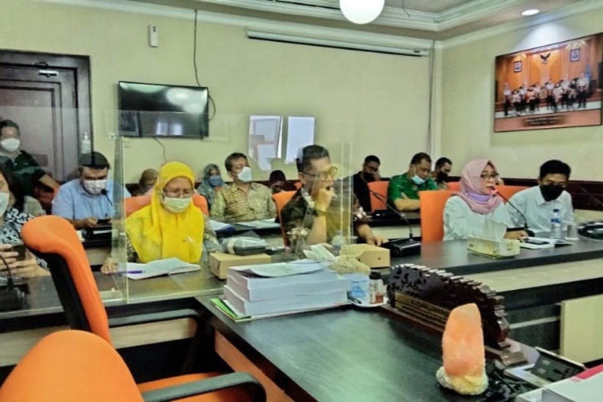 Legislator Surabaya minta aktivitas Pasar Induk Sidotopo dihentikan sementara