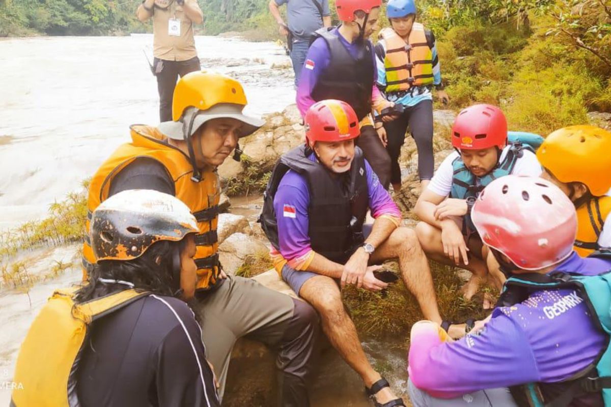 Tim UNESCO kunjungi situs di Taman Geologi Merangin