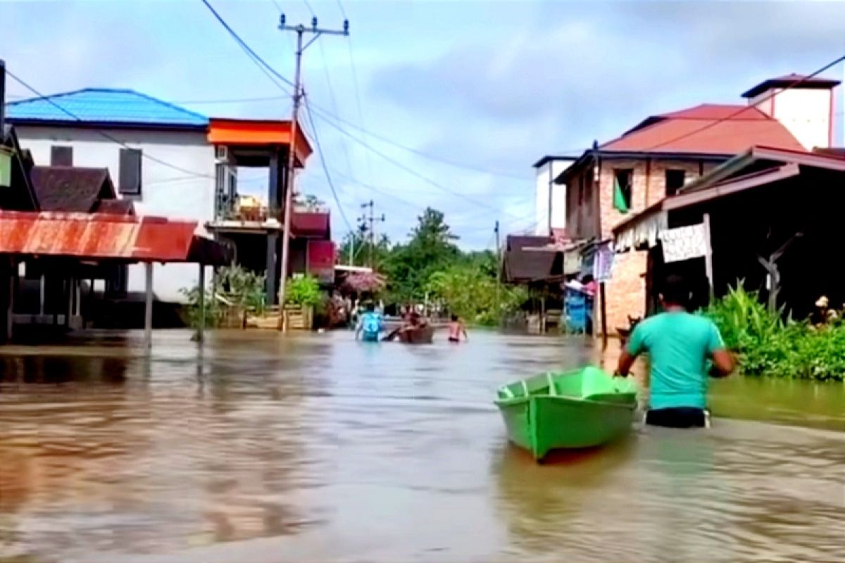 Sebanyak 6.804 jiwa terdampak banjir yang terus meluas di Kotim