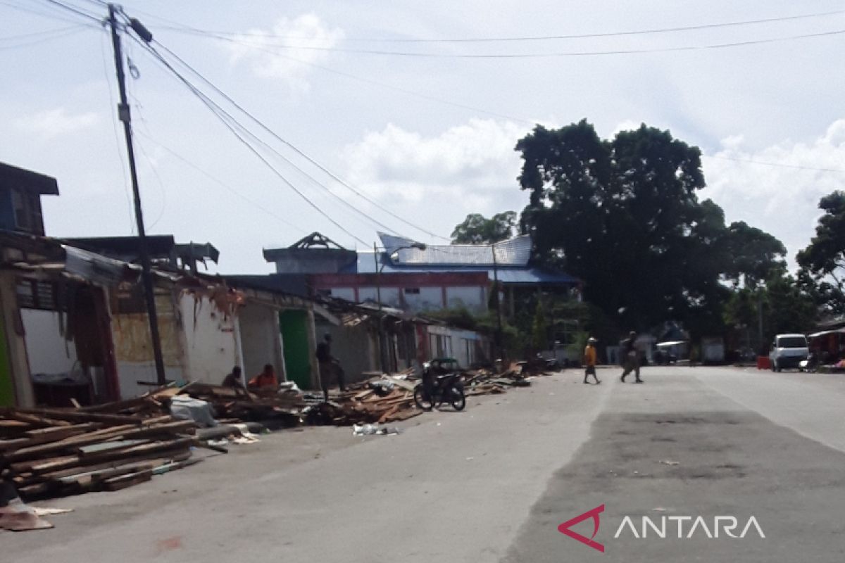 Pemkab: Pedagang pasar lama Fandoi Biak dipindah ke tempat aman