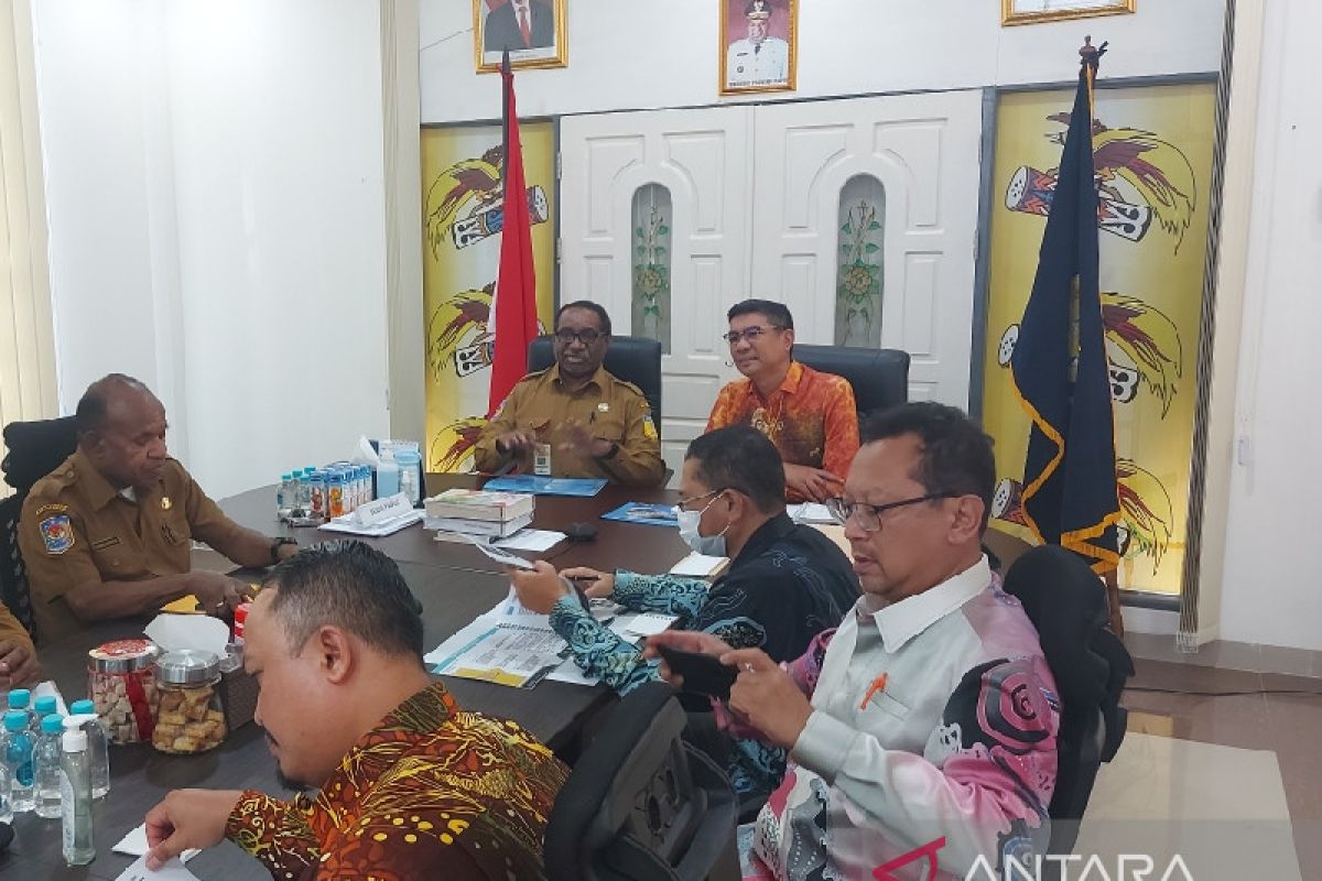 Plt Dubes Malaysia ke Papua membahas pariwisata hingga pendidikan
