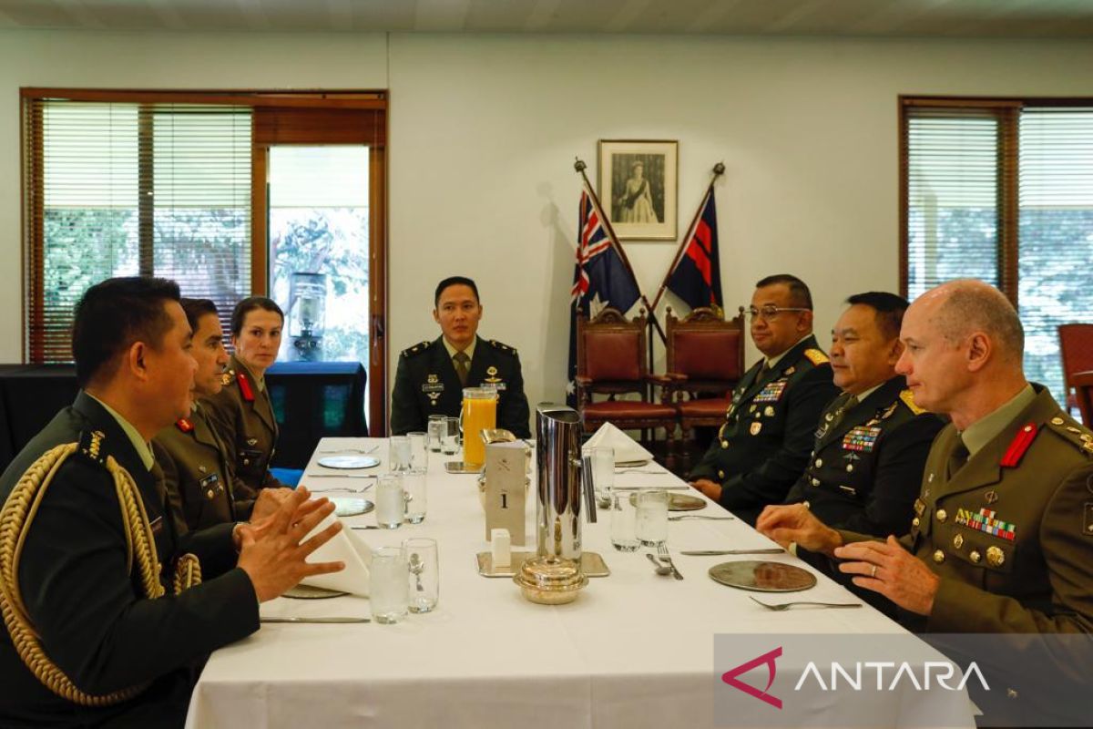 Kasad kunjungi Akademi Militer Australia