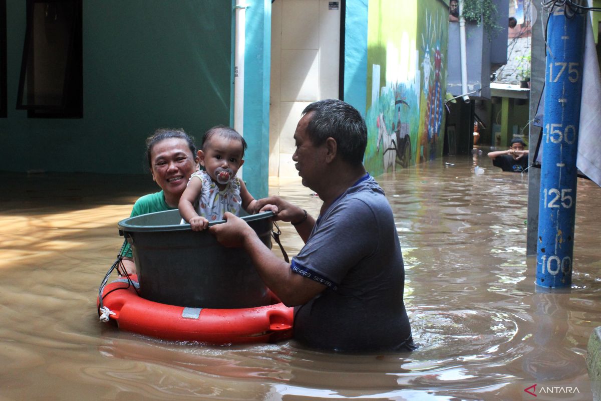 BPBD DKI sebar petugas TRC untuk antisipasi banjir susulan