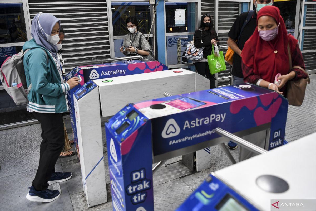 TransJakarta: Ada 664 aduan saldo uang elektronik terpotong dua kali