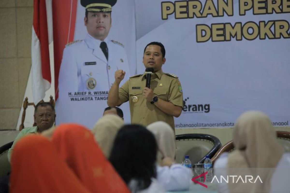 Wali Kota Tangerang mengajak perempuan berpolitik kawal roda pemerintahan