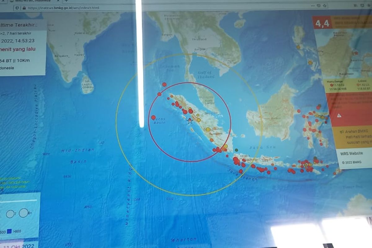 Guncangan gempa bumi di Nias terasa  sampai ke Agam