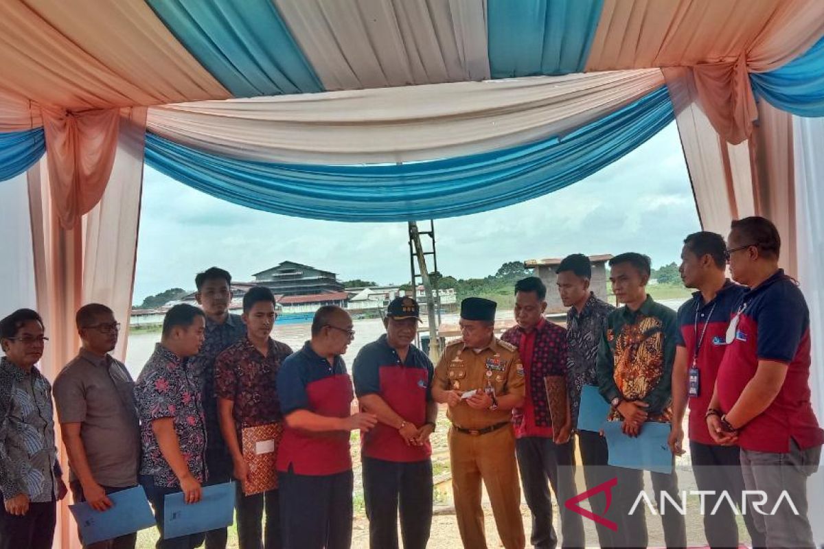 Kemenhub membuka gerai penerbitan pas kecil gratis di Pelabuhan Jambi