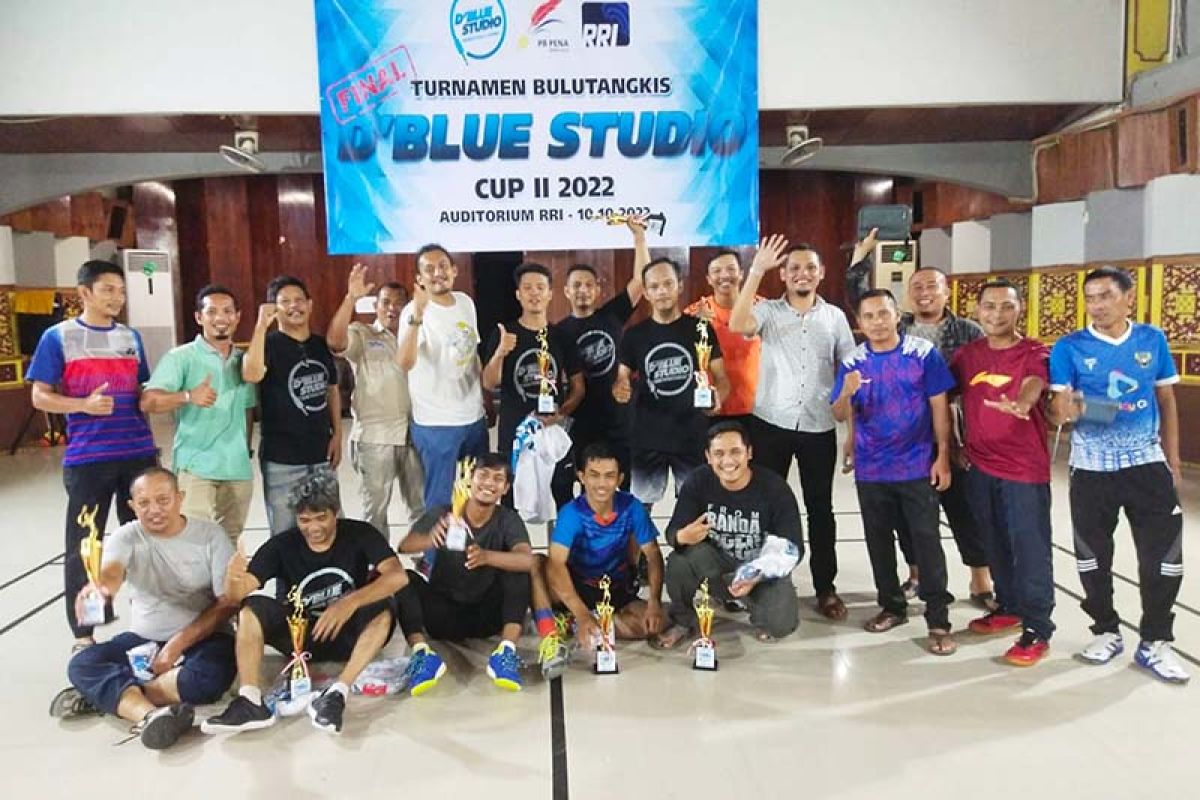 Turnamen badminton D'Blue Cup tuntas, ini para juaranya