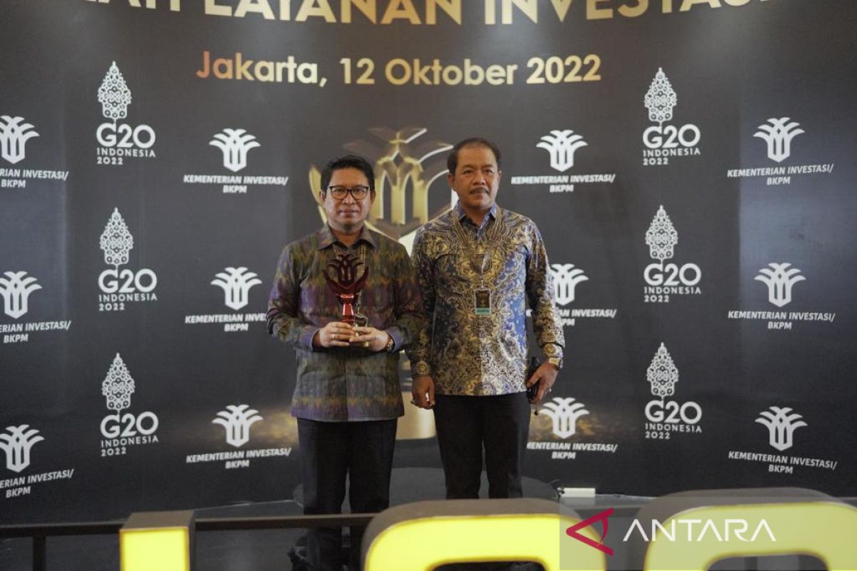Pemkab Badung terima penghargaan Anugerah Layanan Investasi 2022