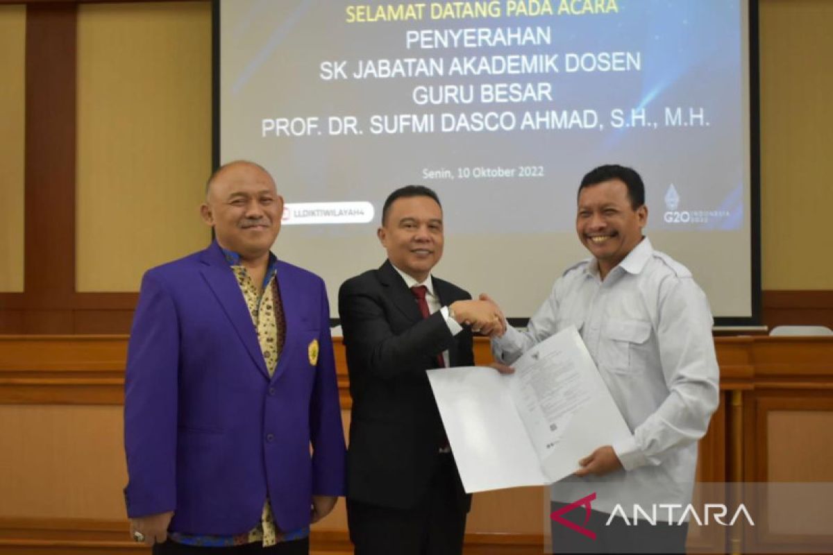 Wakil Ketua DPR raih gelar profesor bidang hukum