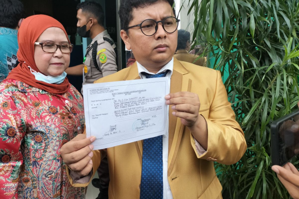 Kuasa hukum Roy Suryo laporkan JPU ke Komisi Kejaksaan RI