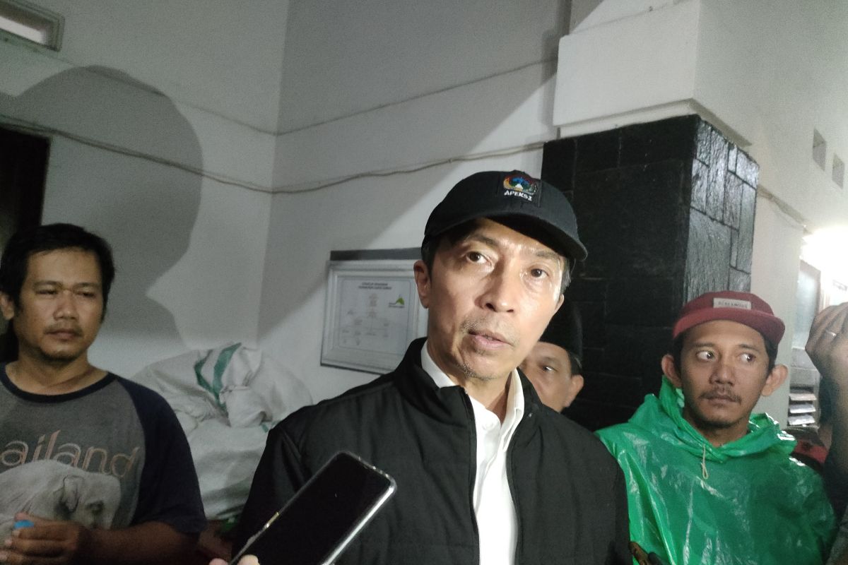 Delapan warga Kebon Kelapa Bogor tertimbun longsor pada Rabu sore