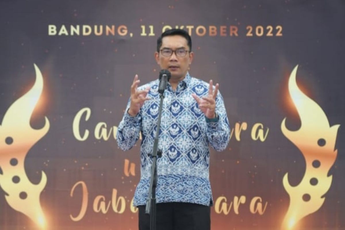 Gubernur Jawa Barat minta KPU tertibkan baliho liar