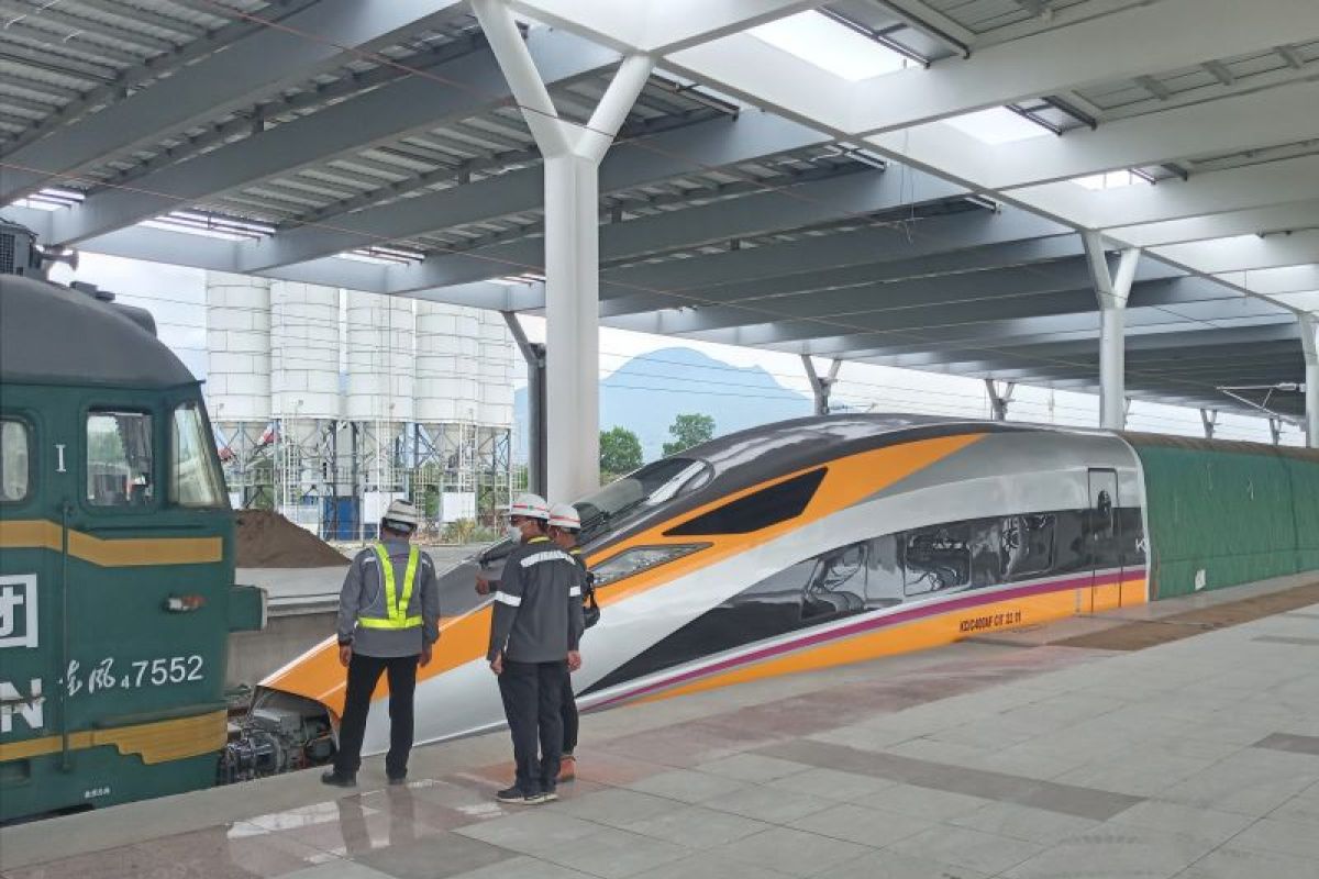 Pembangunan Kereta Cepat Jakarta-Bandung memasuki tahap akhir