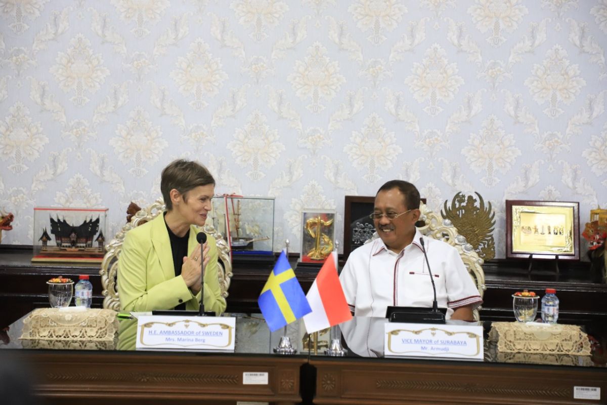 Armuji welcomes efforts to strengthen Surabaya, Sweden's cooperation
