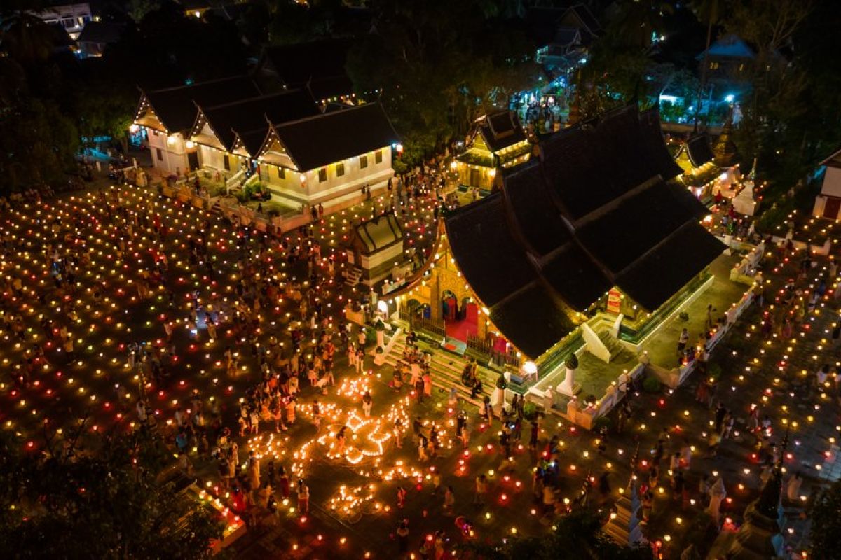 Album Asia: Kota warisan dunia Laos rayakan Festival Boun Lai Heua Fai