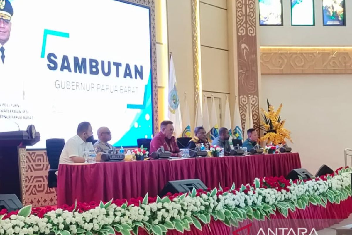 Gubernur Waterpauw instruksikan kepala daerah segera susun RAPBD 2023