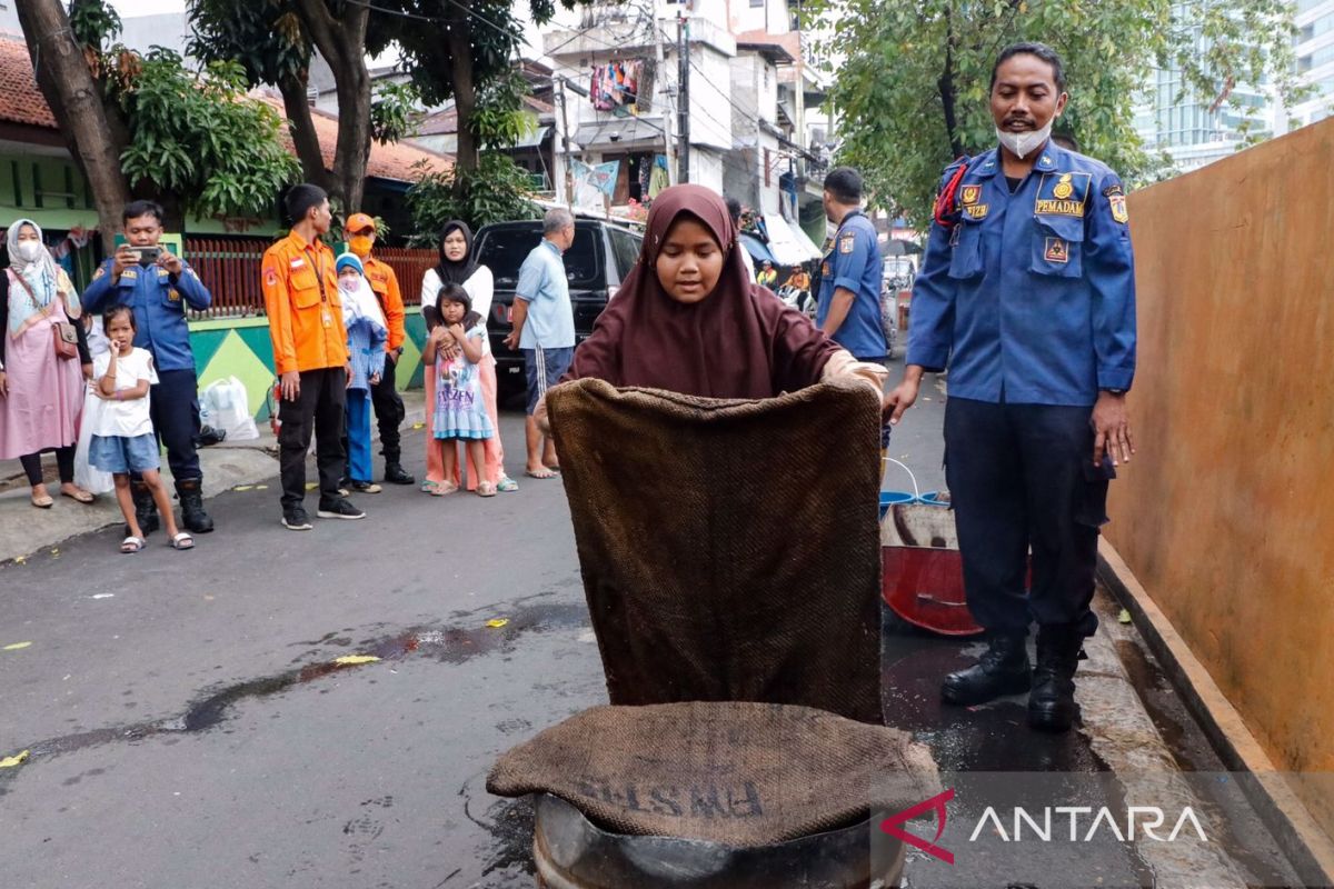 Jakarta BPBD educates students on disaster prevention, mitigation