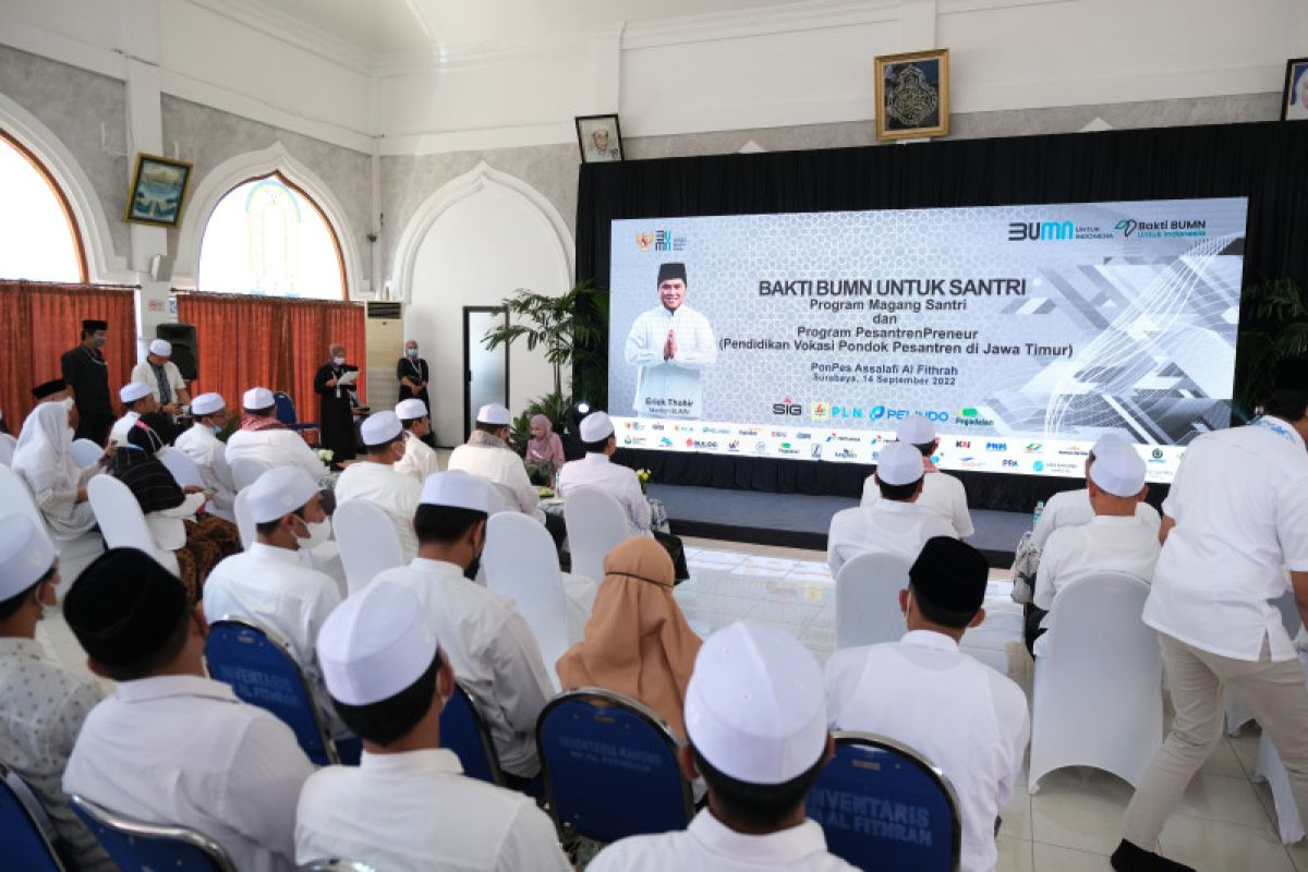 Cetak Entrepreneur dari Kalangan Santri, Holding Perkebunan Nusantara bersama 32 BUMN Lain Tanamkan Pendidikan Wirausaha di Pesantren