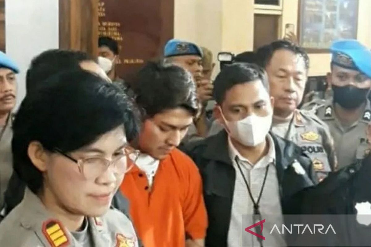 Polrestro Jaksel masih tahan Rizky Billar meski laporan telah dicabut