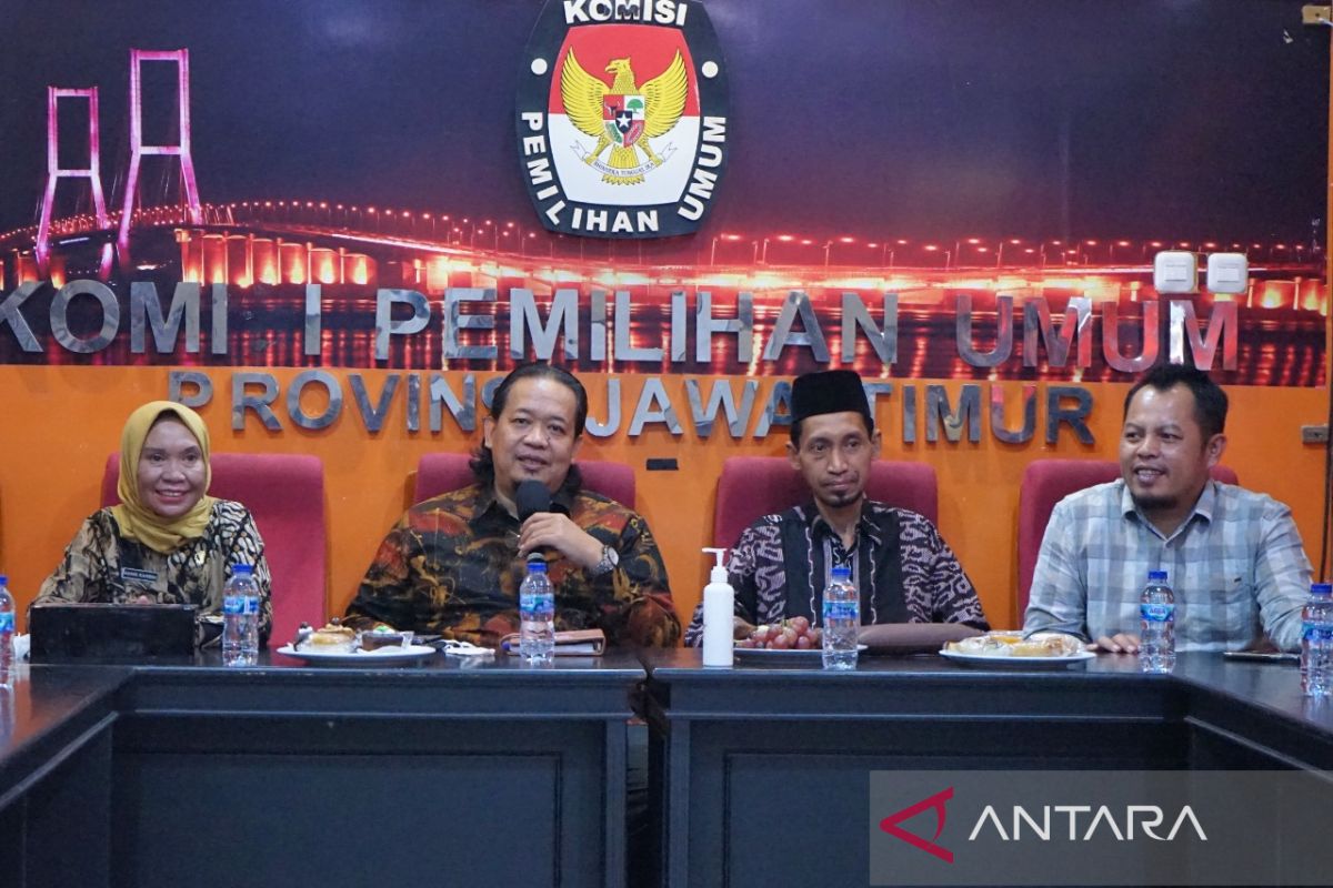 KPU Jatim optimistis menjadi badan publik informatif