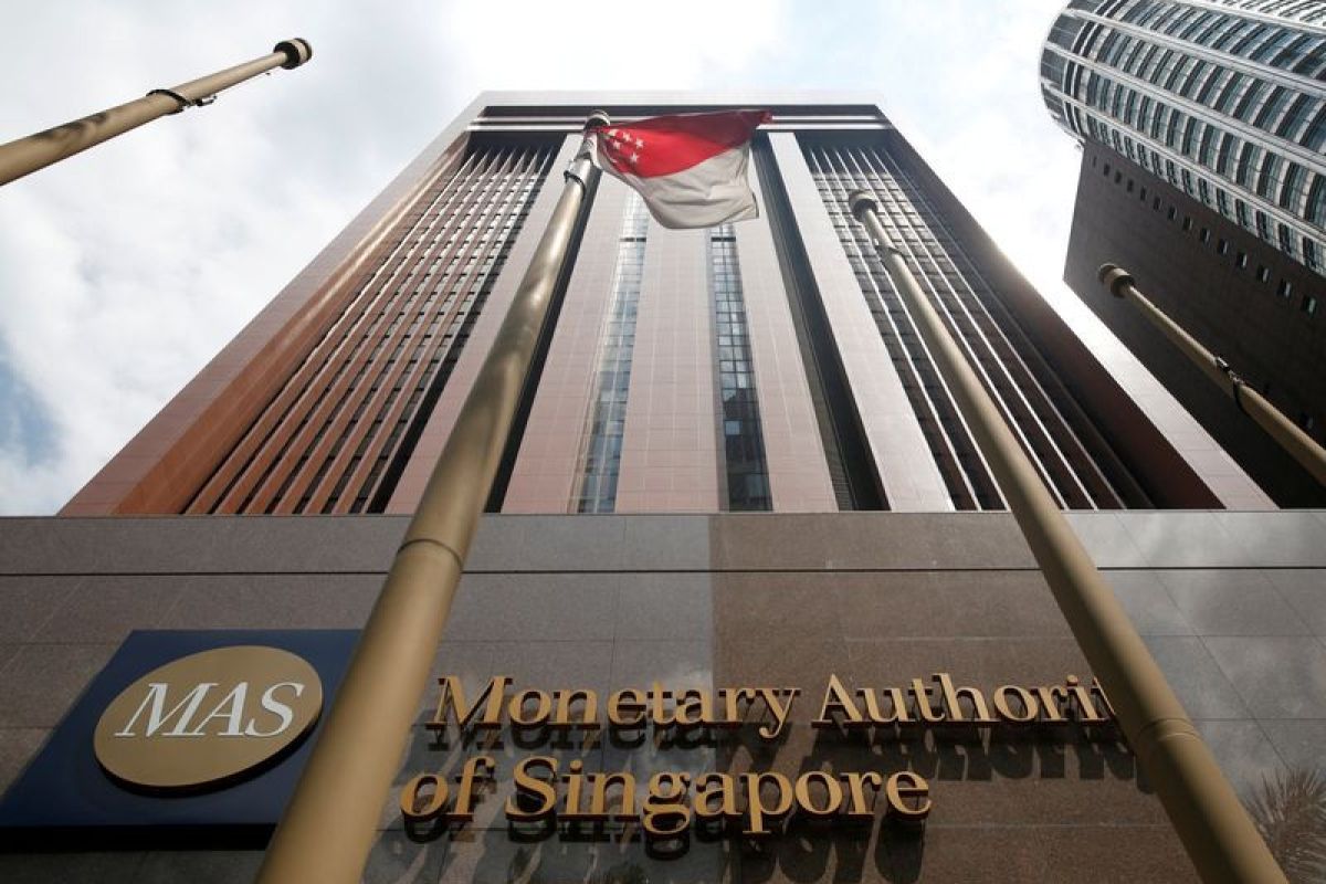 Bank sentral Singapura perketat kebijakan moneter keempat kali pada tahun ini