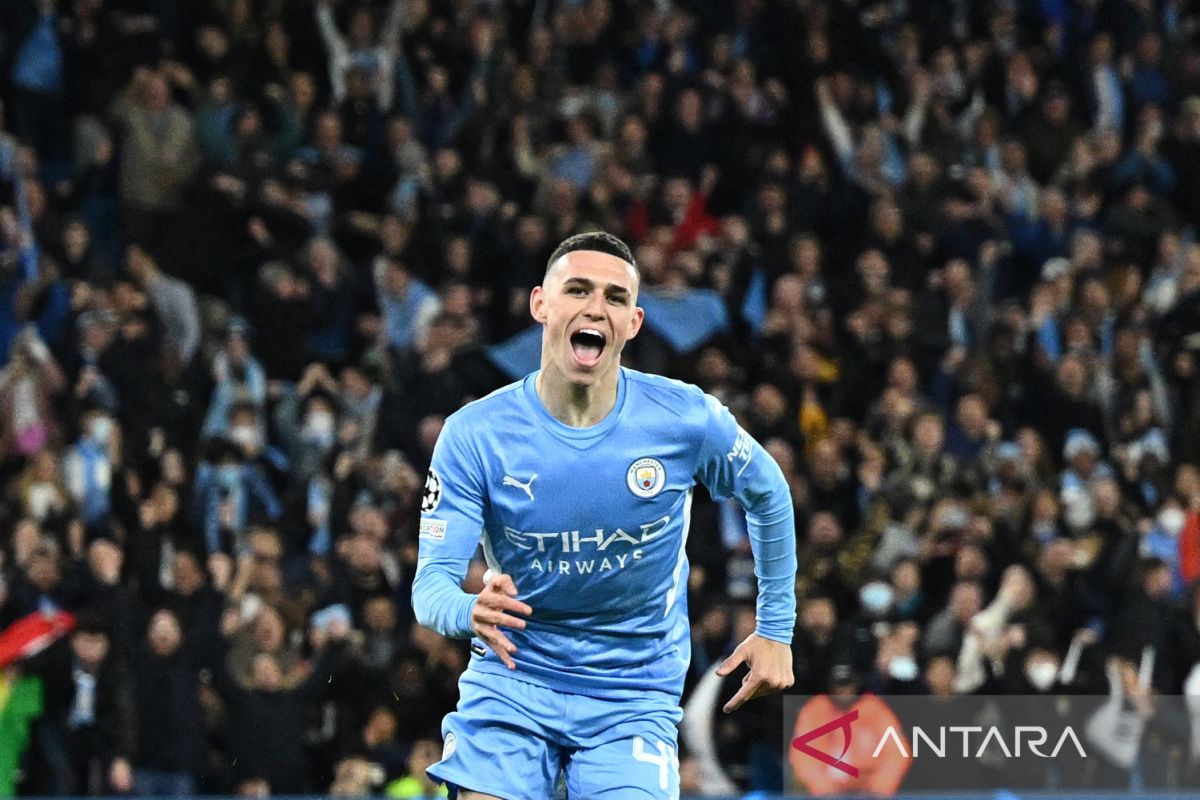 Pesepak bola Hattrick Foden bawa Manchester City menang 3-1 atas Brentford