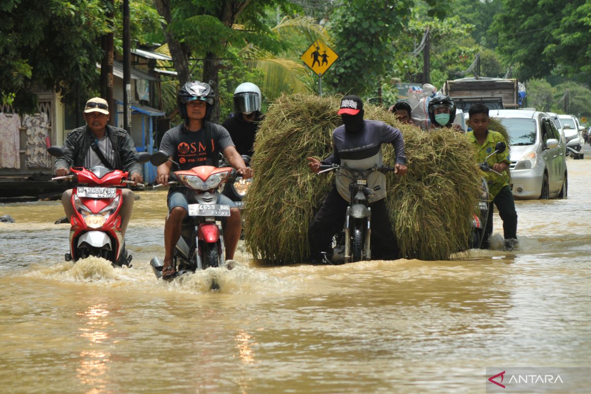 Waspada potensi cuaca ekstrem hingga 18 November di Jateng