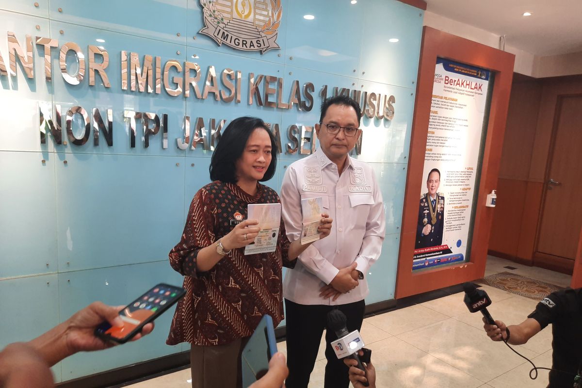 Imigrasi Jakarta Selatan terima ratusan pemohon paspor di akhir pekan