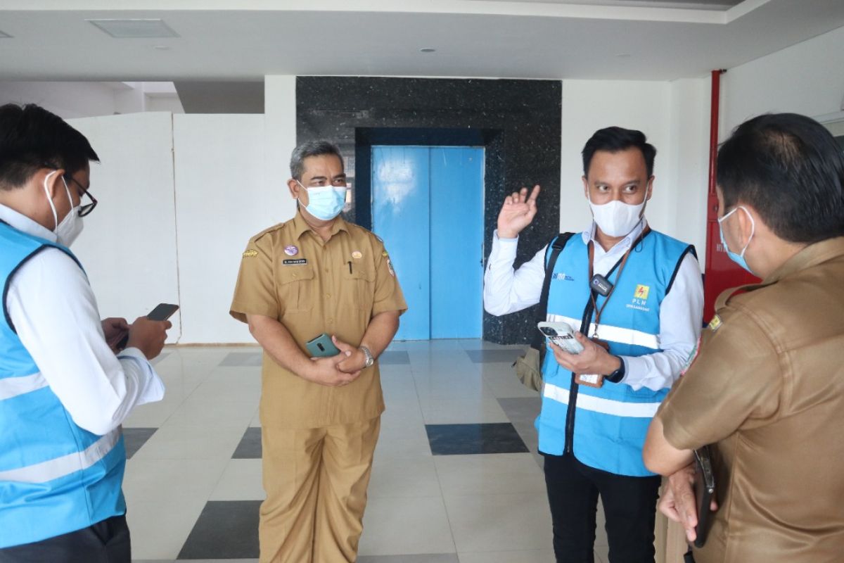 RSUD Achmad Diponegoro Putussibau tambah daya listrik