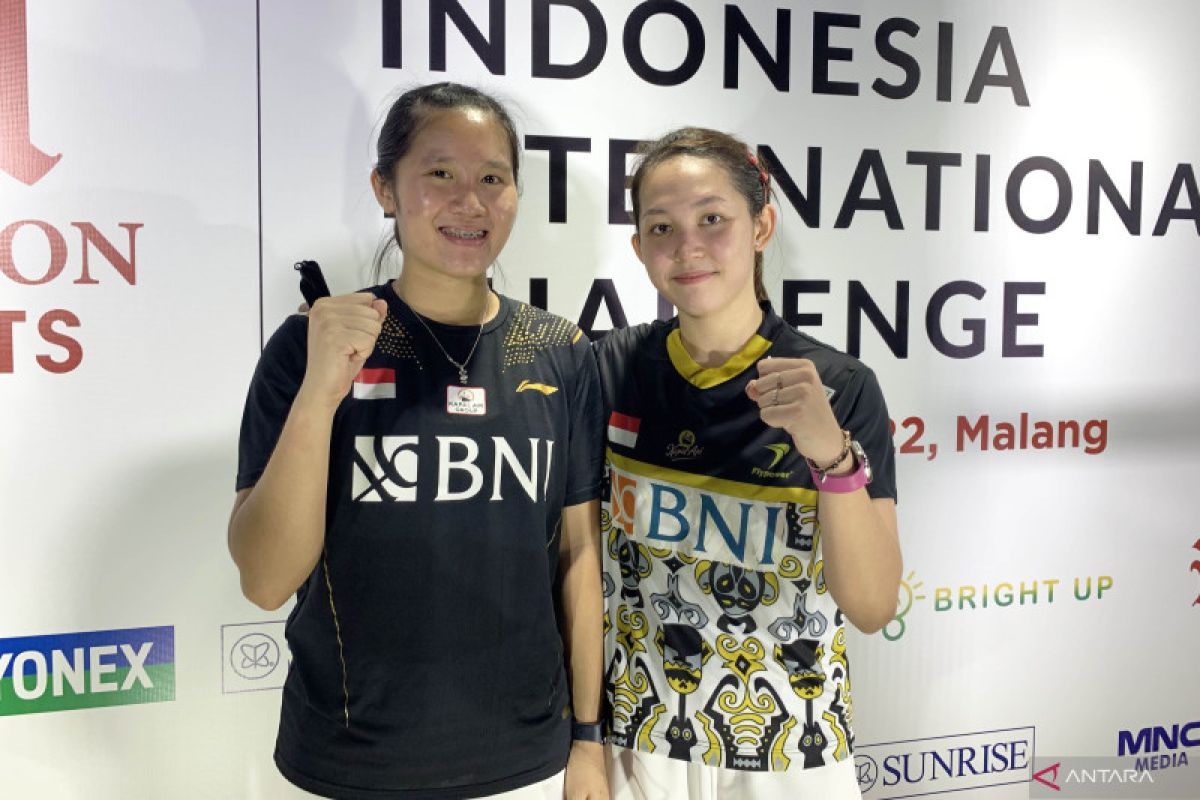 Ganda putri Indonesia Lanny/Ribka tembus final IIC 2022