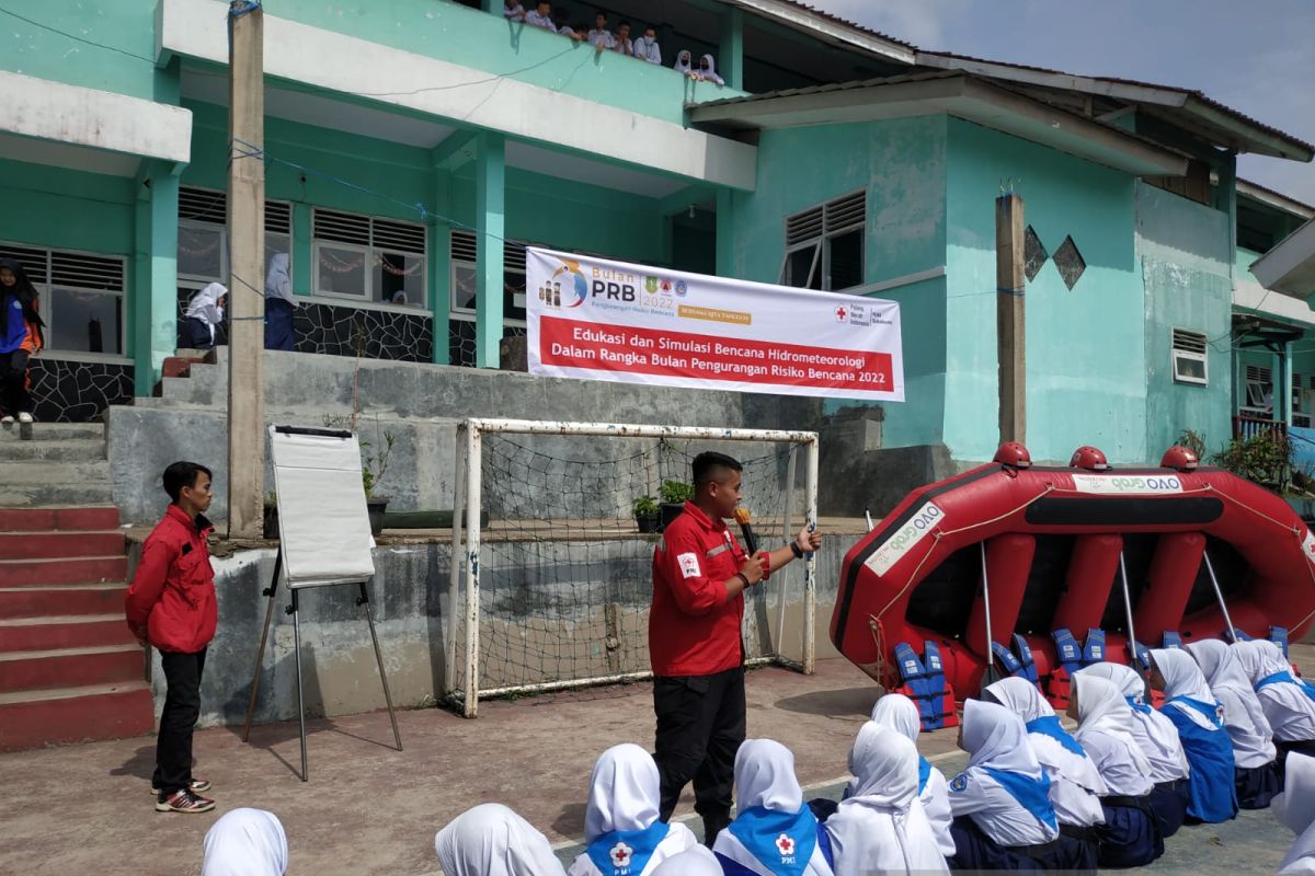 PMI Kota Sukabumi berikan edukasi pelajar tentang pengurangan risiko bencana