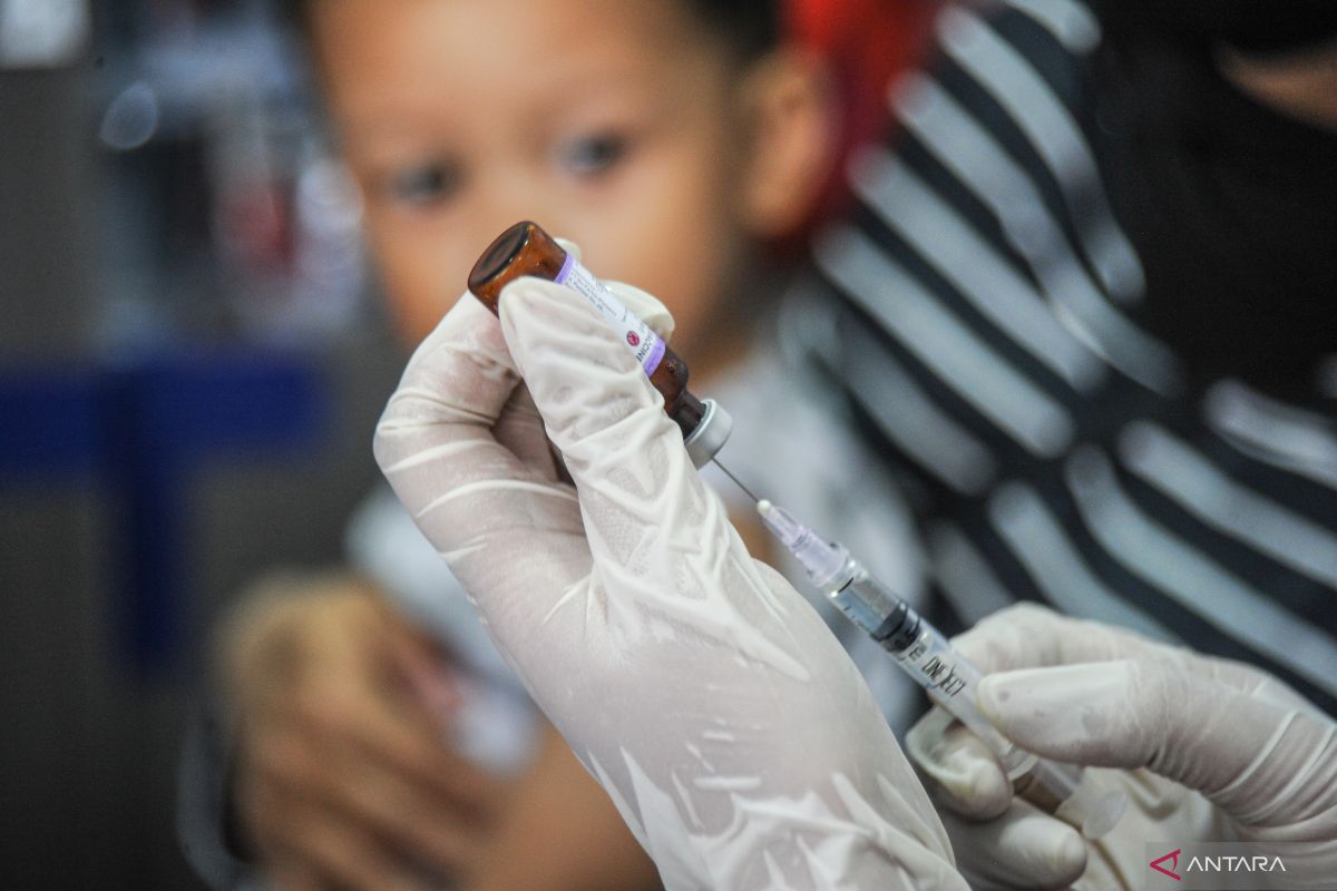 Kemenkes imbau masyarakat lengkapi imunisasi anak demi cegah penyakit