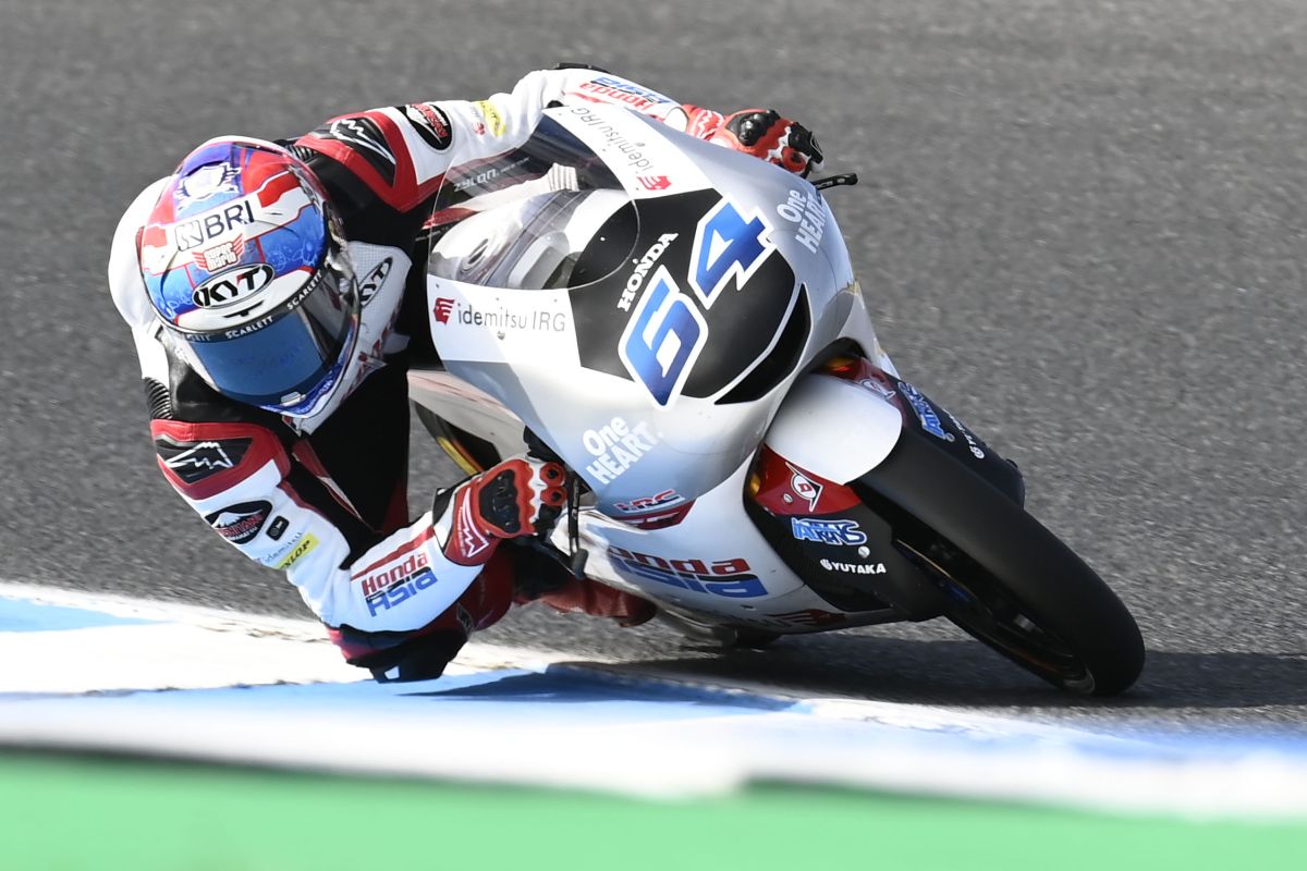 Mario Aji finis P18 di Moto3 Portugal