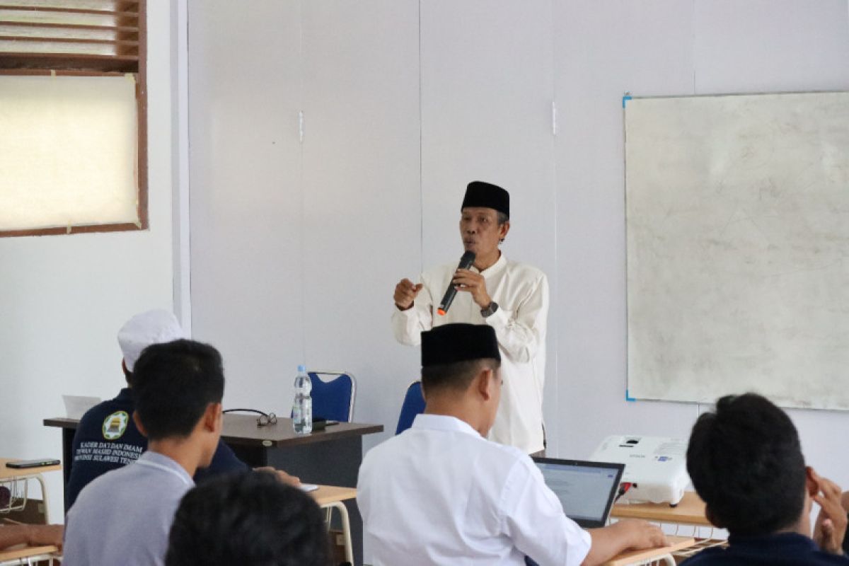 DMI Sulteng  tingkatkan kompetensi dai-imam tentang moderasi beragama