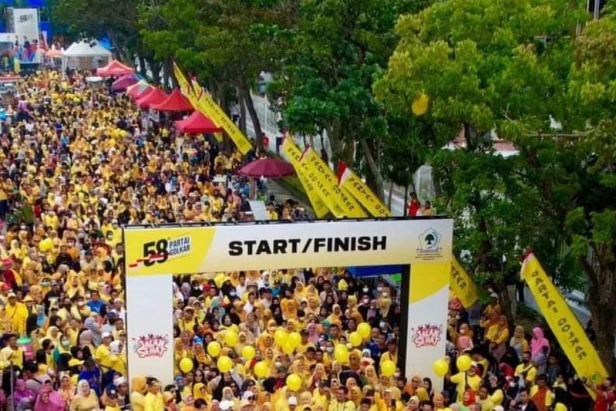 Ribuan peserta "kuningkan" Pekanbaru, Syamsuar minta doakan Golkar menang Pemilu