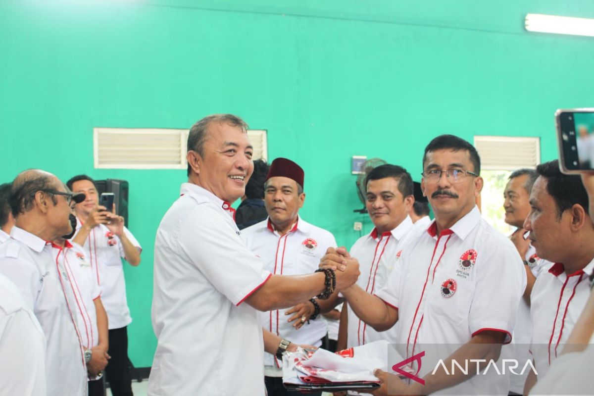 Relawan Ganjar lantik pengurus DPD/DPC di Banten