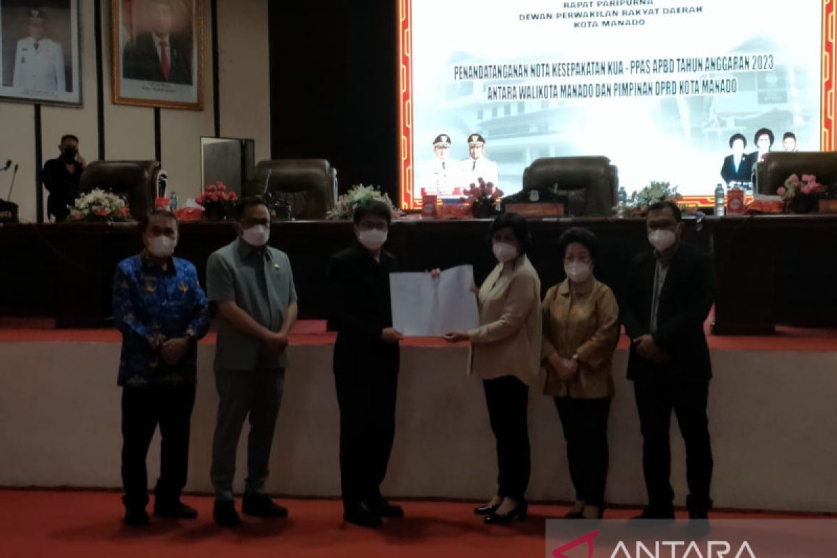 DPRD - Wali Kota Manado tandatangani KUA - PPAS APBD 2023