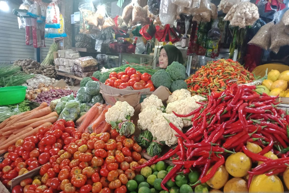 Harga bahan pokok di pasar tradisional Jember alami kenaikan