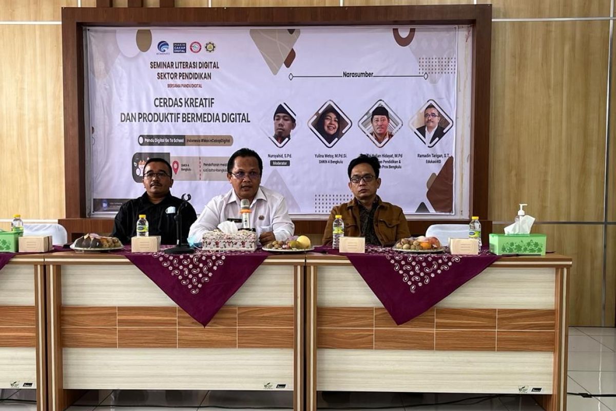 Kemenkominfo tingkatkan literasi digital siswa SMK