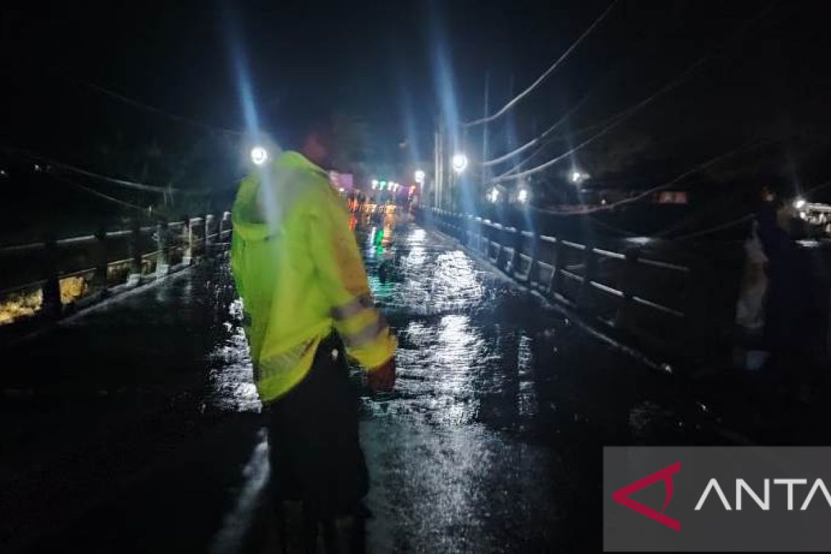 Seorang murid SMA dikabarkan hilang saat banjir di Jembrana