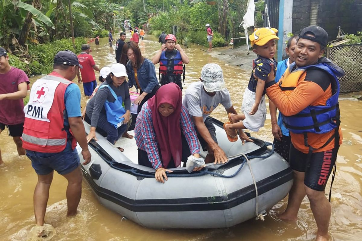 BPBD Malang evakuasi warga terdampak banjir di lima kecamatan