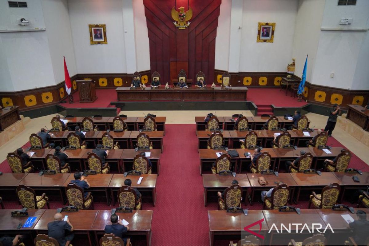 DPRD Gianyar minta bupati kejar hotel/restoran belum bayar pajak