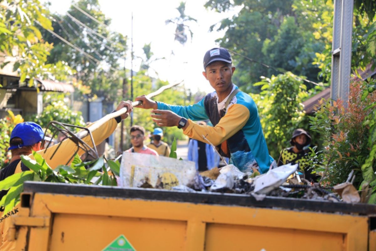Dinas Lingkungan Hidup Pontianak siapkan layanan jemput sampah