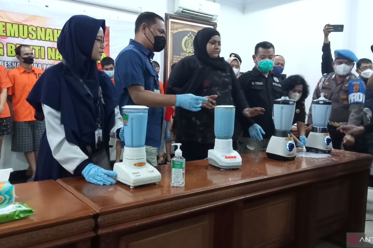 Polda Jambi musnahkan barang bukti 2,23 kilogram sabu