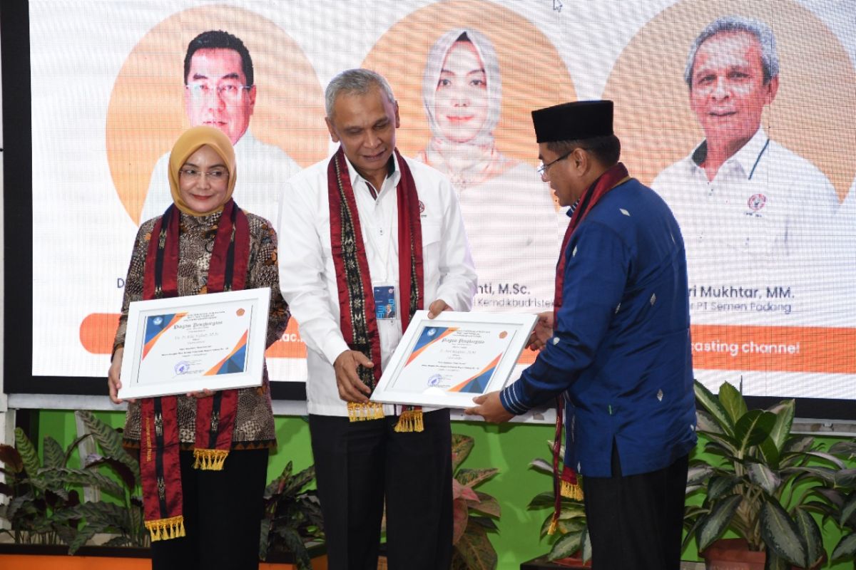 Dirjen Vokasi apresiasi nota kesepahaman PT Semen Padang-PNP