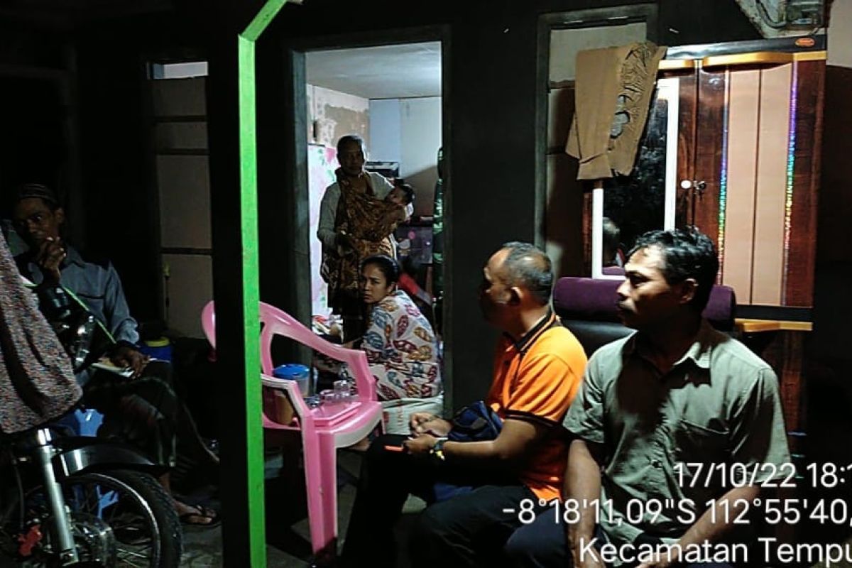 Some 315 flood-affected residents take refuge in East Java's Lumajang