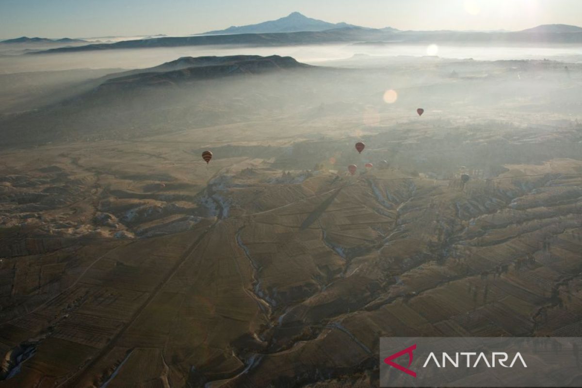Dua turis Spanyol tewas dalam kecelakaan balon udara di Turki