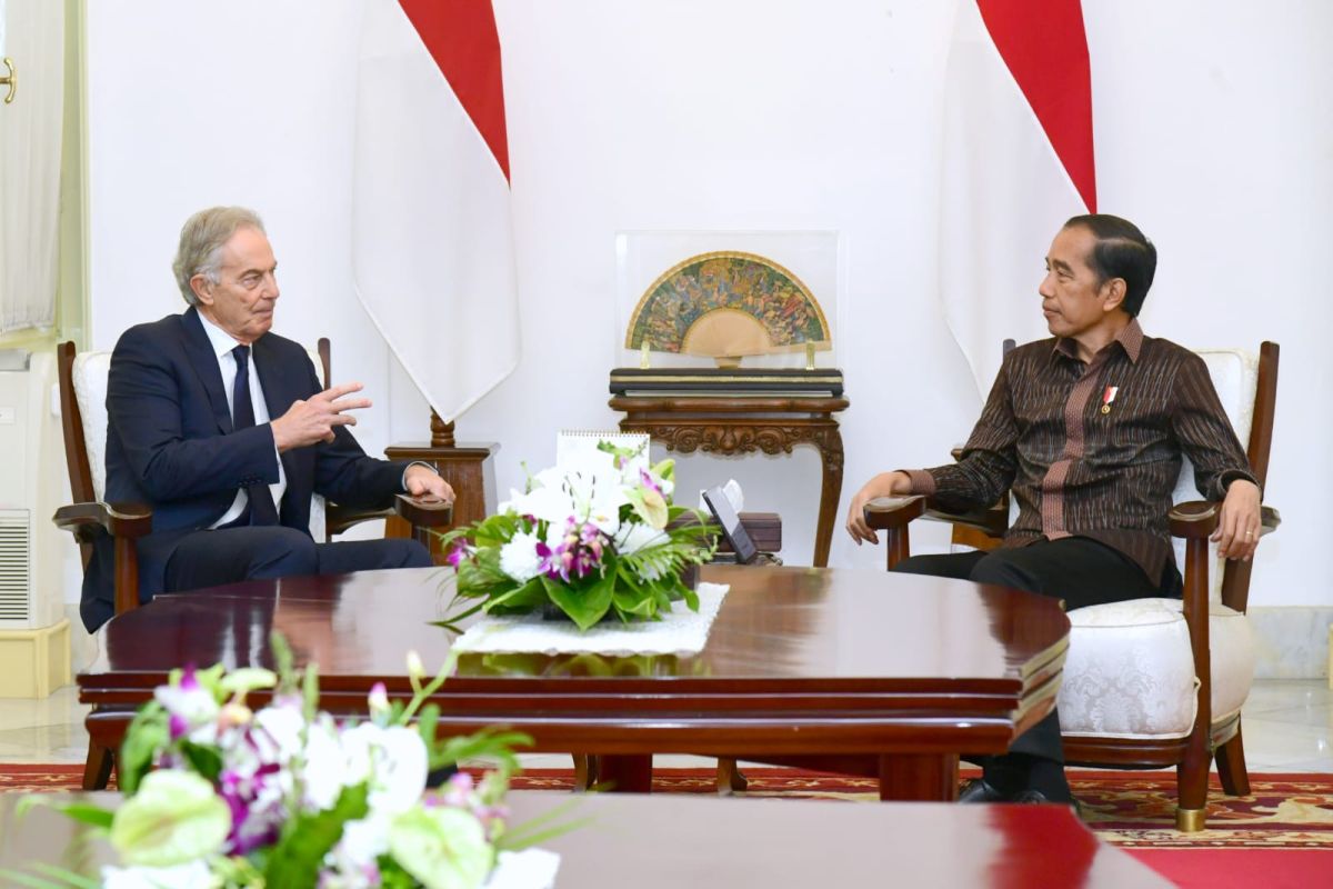 President accepts Tony Blair's offer to promote Nusantara