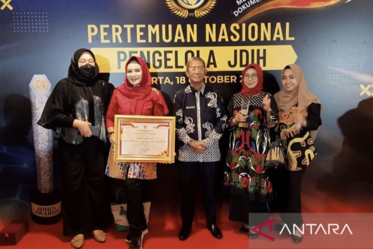 Kaltim raih penghargaan peringkat lima JDIHN Award 2022